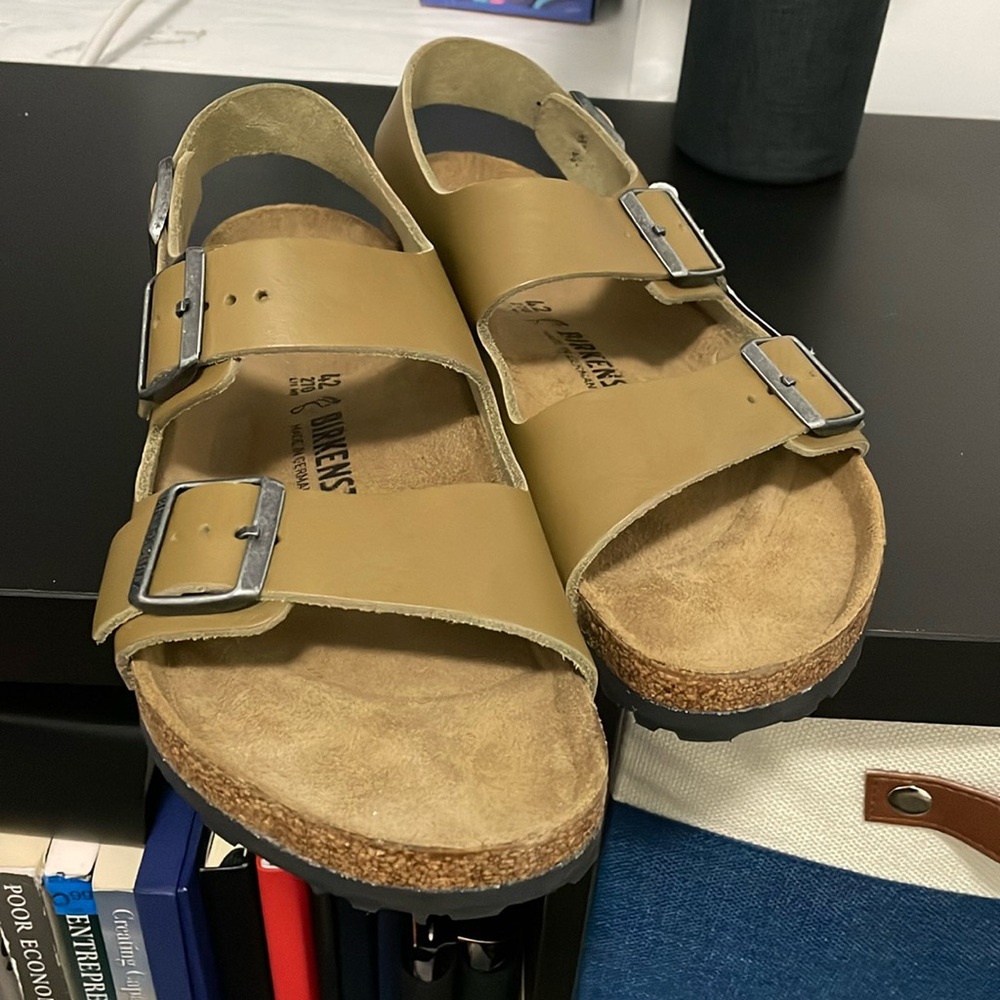 Birkenstocks L11 M9